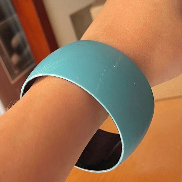 Blue Distressed 80s style Bangle Cuff Bracelet - Picture 1 of 6